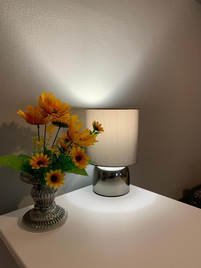 Cheap Budget Accommodation Galway Buitenkant foto