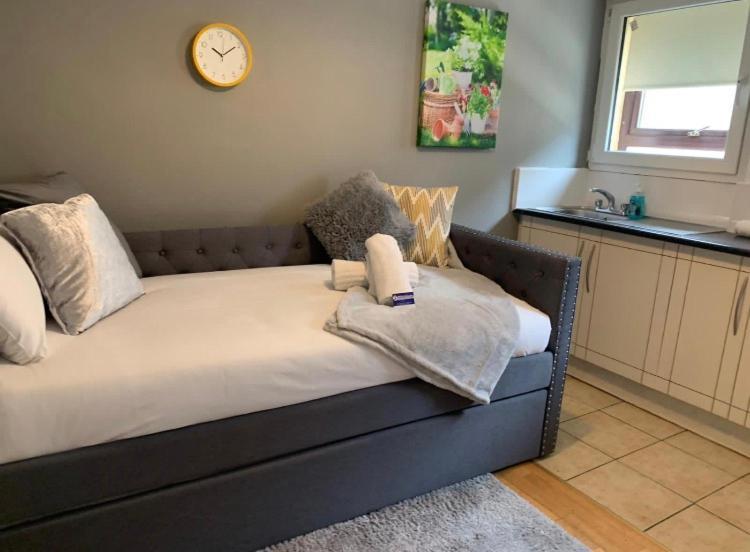 Cheap Budget Accommodation Galway Buitenkant foto