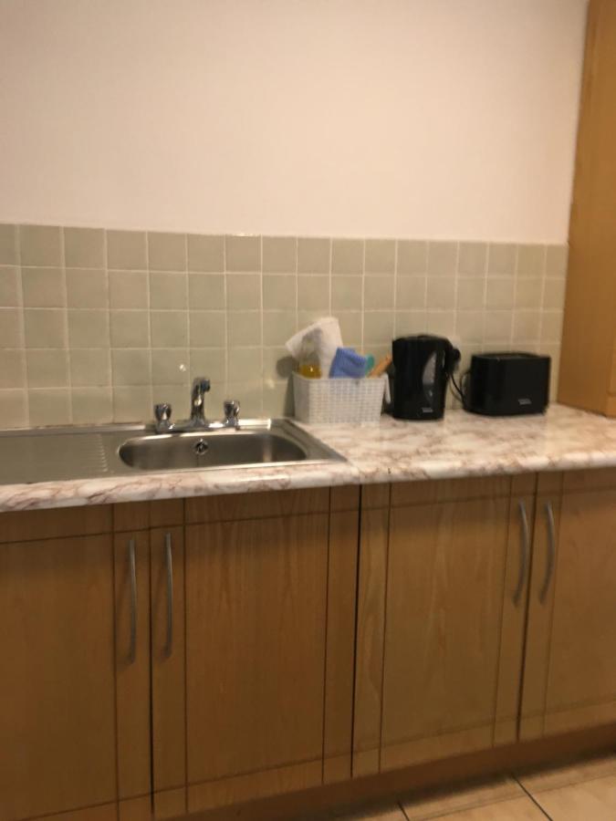Cheap Budget Accommodation Galway Buitenkant foto