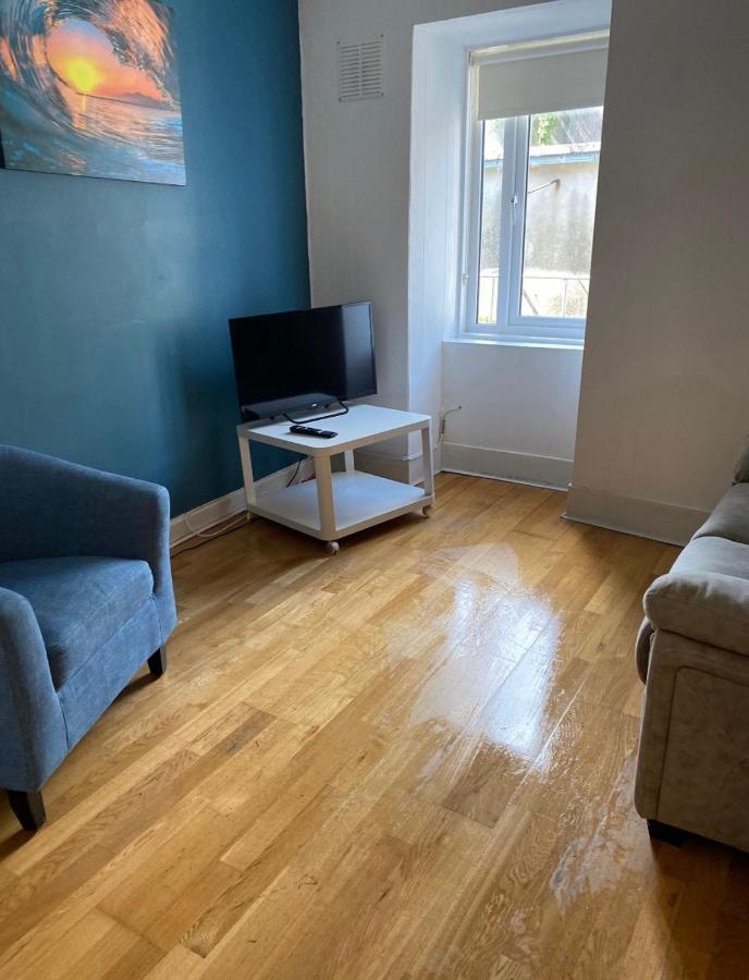 Cheap Budget Accommodation Galway Buitenkant foto