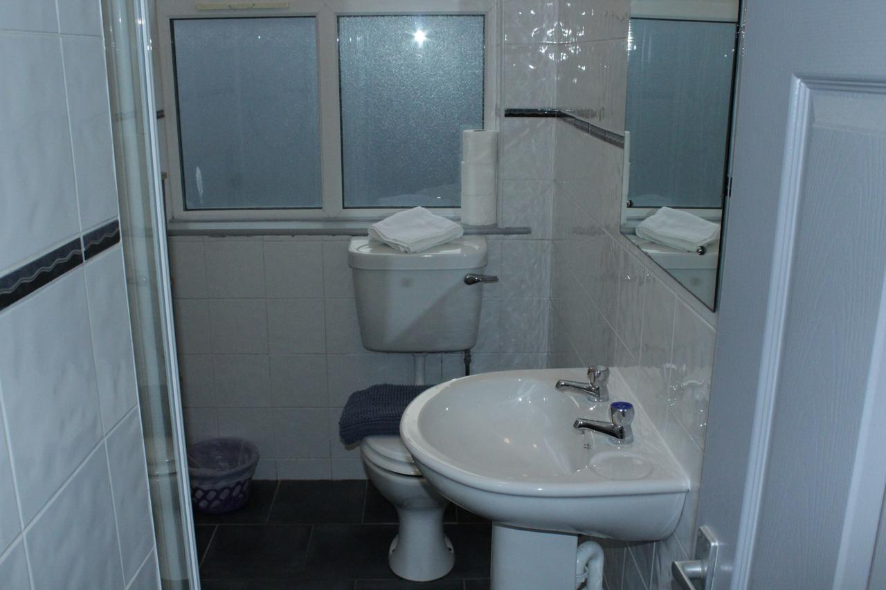 Cheap Budget Accommodation Galway Buitenkant foto